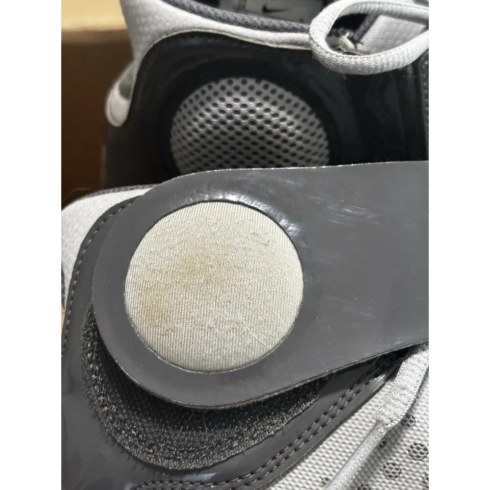 Nike Men's 14 Alpha Huarache Elite 3 Mid Baseball Cleats Light Smoke Grey GUC